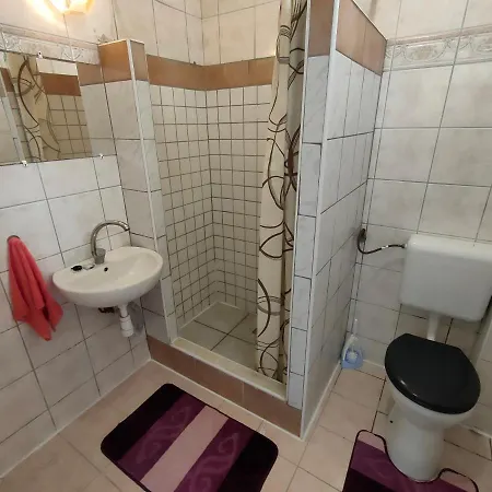 Pensjonat Kekturas Vendeghaz Badacsony Privat Berlemeny *