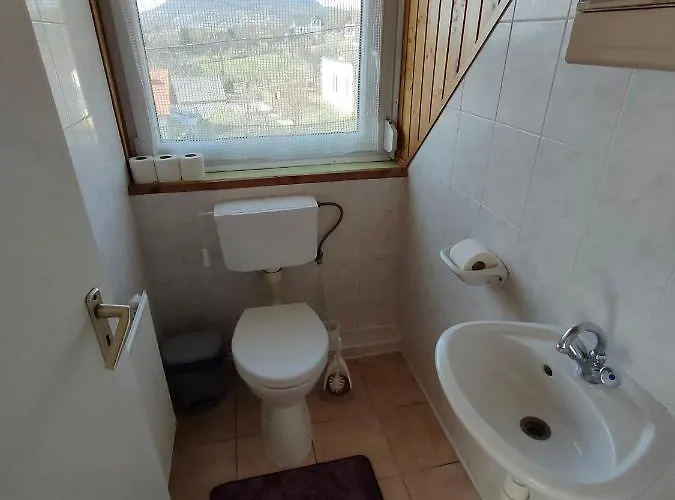 Kekturas Vendeghaz Badacsony Privat Berlemeny * 包道乔尼托毛伊